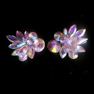 Vintage light transforming cluster crystal earring